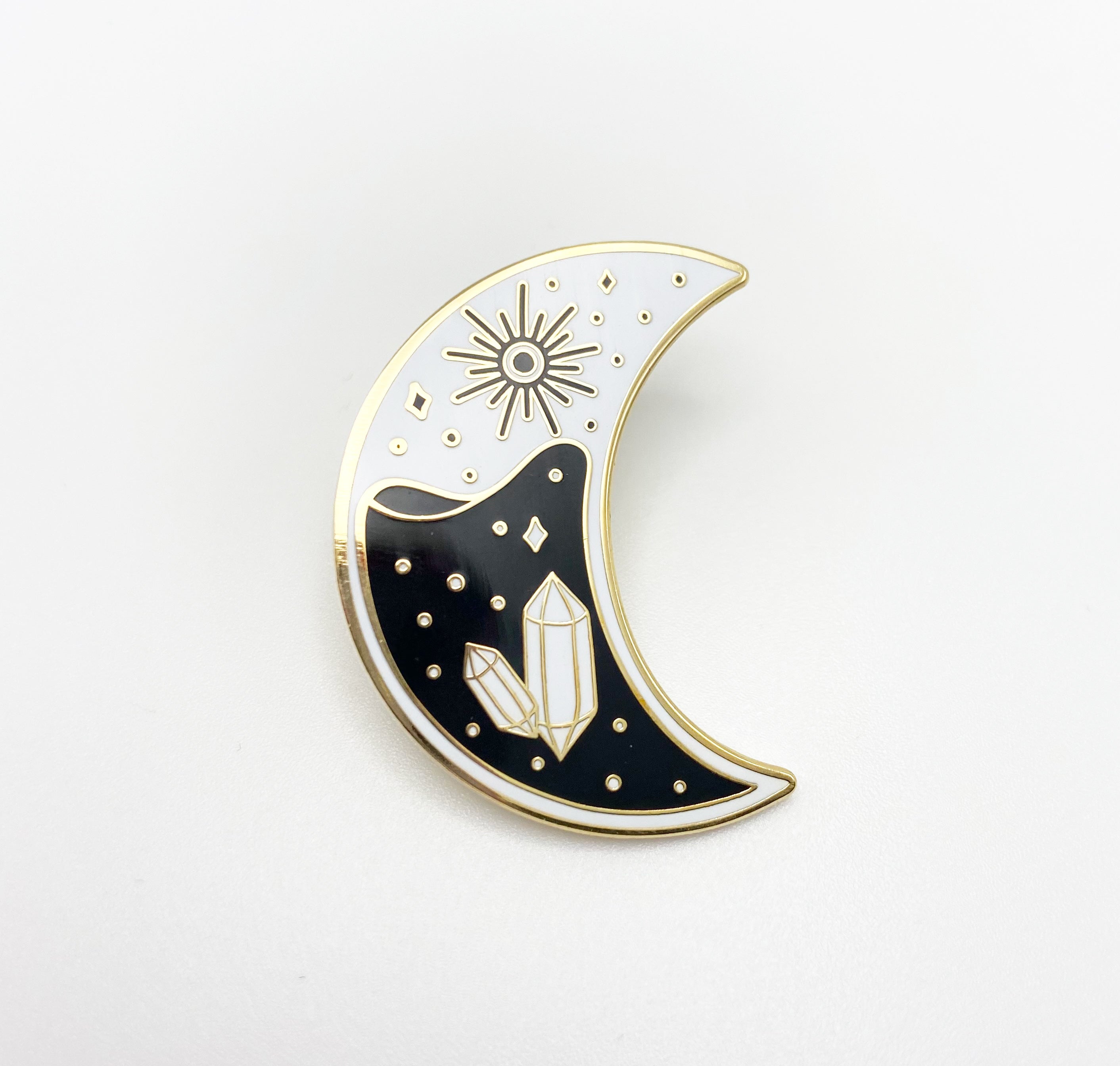 Mystic Moon - Enamel Pin